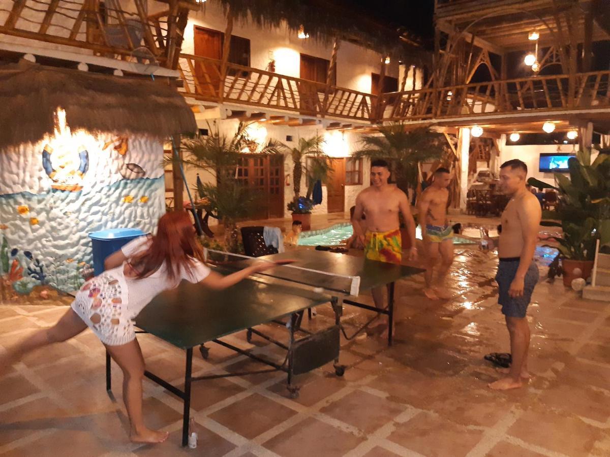 The Weekend Hostal Montañita エクステリア 写真