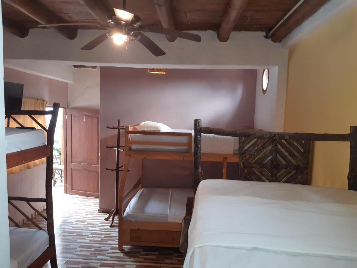 The Weekend Hostal Montañita エクステリア 写真